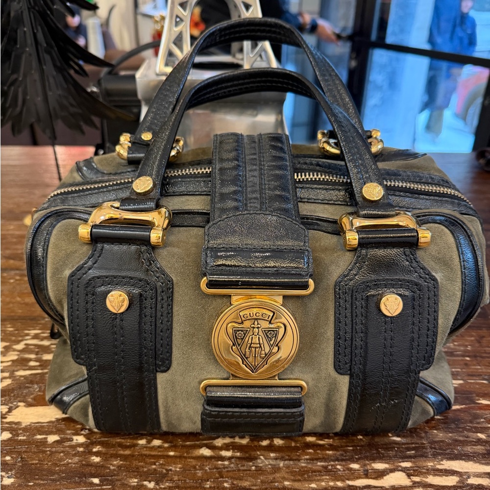 Gucci Aviatrix Medium Boston Bag Olive Green Suede & Black Leather Crest vintage
